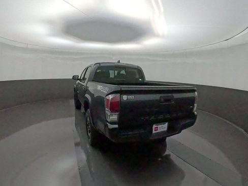 Certified 2023 Toyota Tacoma TRD Off-Road w/ TRD Premium Off Road Package AWD/4WD image 8