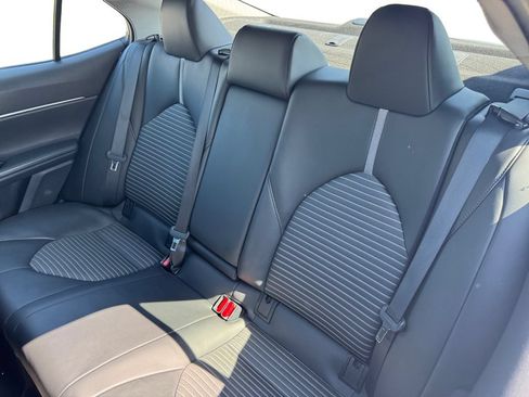 Used 2024 Toyota Camry SE FWD image 13