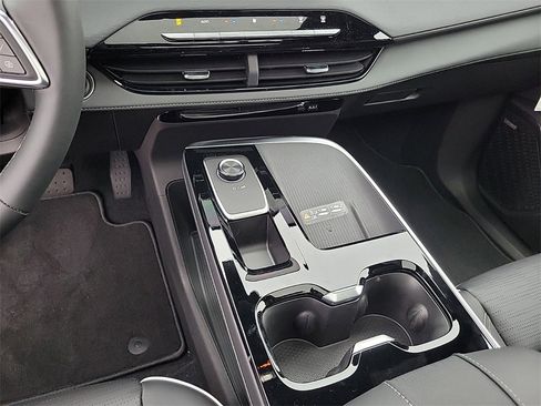 New 2026 Buick Enclave Sport Touring image 28