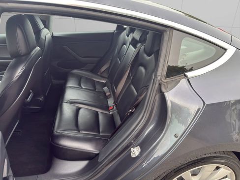 Used 2018 Tesla Model 3 Long Range AWD/4WD image 13