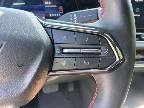 Used 2025 Chevrolet Equinox RS w/ Safety and Technology Package FWD image 35