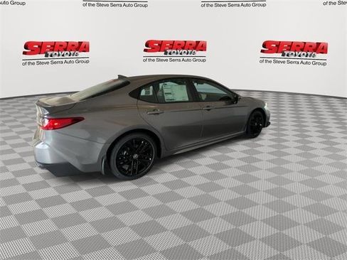 Used 2026 Toyota Camry SE image 9