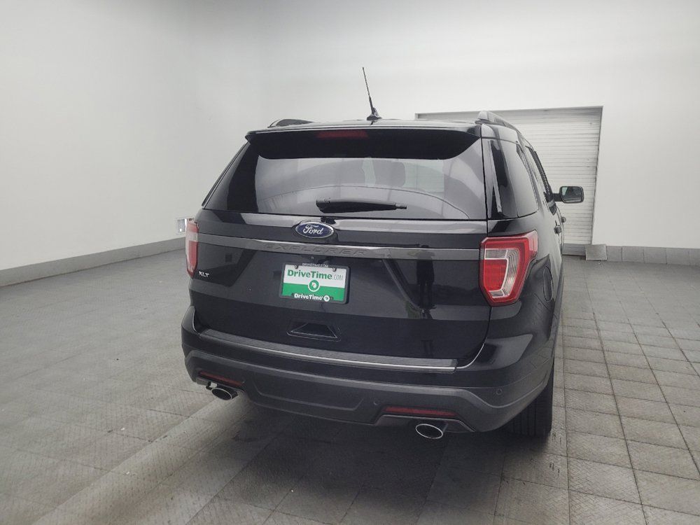 Used 2018 Ford Explorer XLT w/ Equipment Group 202A FWD image 7