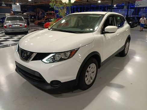 Used 2019 Nissan Rogue Sport S AWD/4WD image 1
