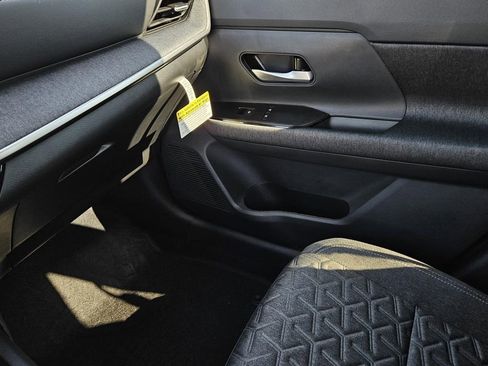 New 2026 Nissan Kicks SV image 22