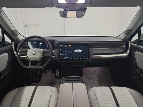 Used 2023 Rivian R1T Adventure image 25