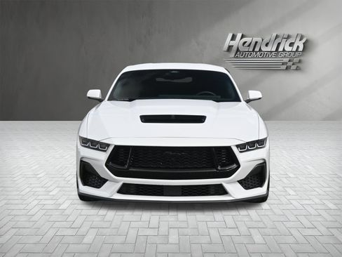 Used 2024 Ford Mustang GT Premium image 6