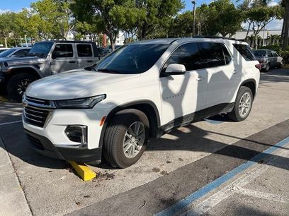 Used 2023 Chevrolet Traverse LT