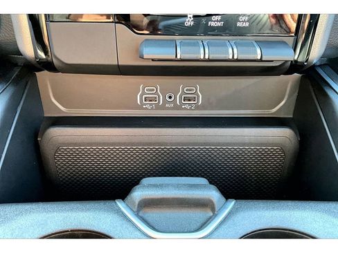 Certified 2026 RAM 1500 Laramie AWD/4WD image 30