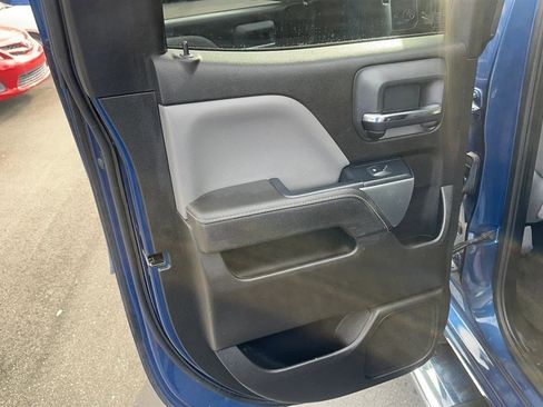 Used 2017 Chevrolet Silverado 1500 LT w/ All Star Edition image 44