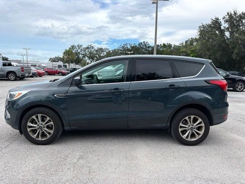 Used 2019 Ford Escape SE AWD/4WD image 2