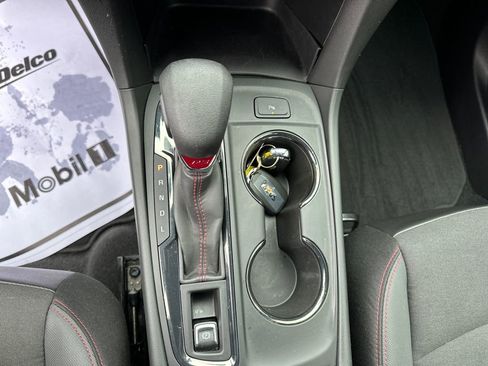 Used 2022 Chevrolet Equinox RS image 23