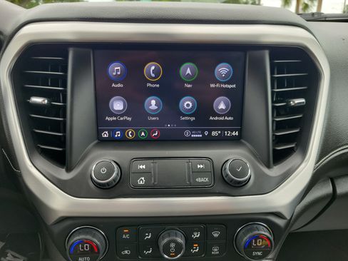 Certified 2023 GMC Acadia SLT FWD image 20