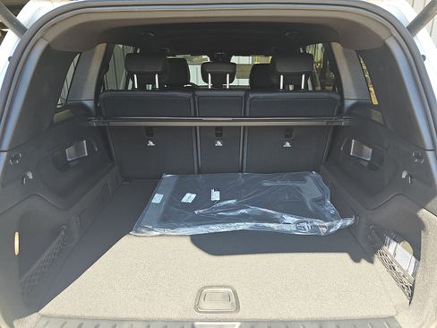 New 2026 Mercedes-Benz GLB 250 image 13