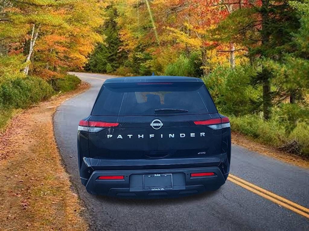 Certified 2024 Nissan Pathfinder S AWD/4WD image 5
