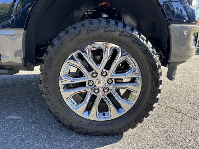 Used 2025 Ford F150 King Ranch w/ FX4 Off-Road Package AWD/4WD image 14