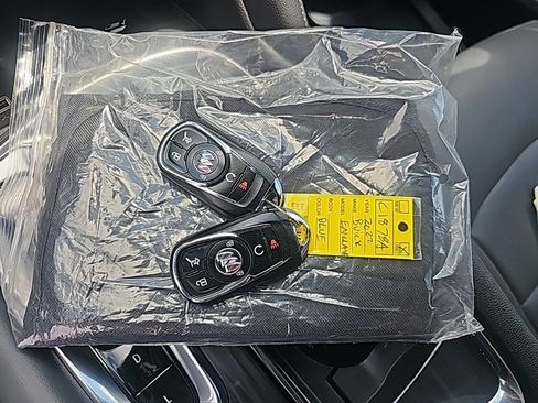 Certified 2022 Buick Enclave Essence image 26