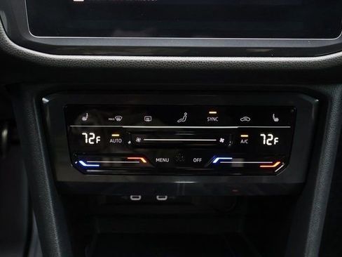 Used 2023 Volkswagen Tiguan SEL R-Line image 27