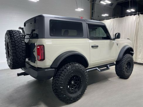 Used 2025 Ford Bronco 2-Door w/ Sasquatch Package AWD/4WD image 4