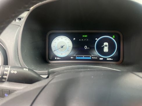 Used 2023 Hyundai Kona Limited image 14