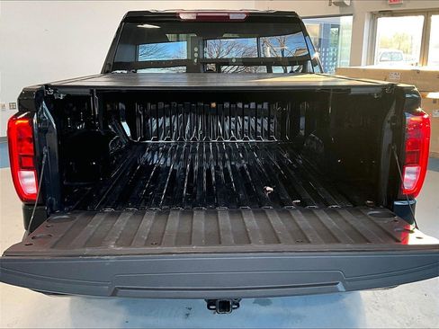 Used 2024 GMC Sierra 1500 Elevation image 30
