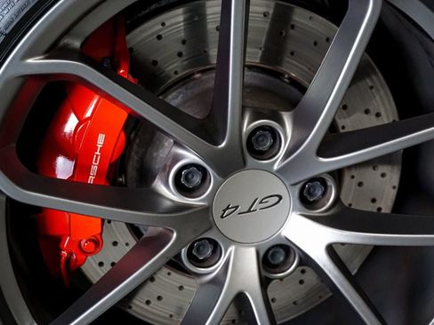 Used 2020 Porsche 718 Cayman GT4 RWD image 43