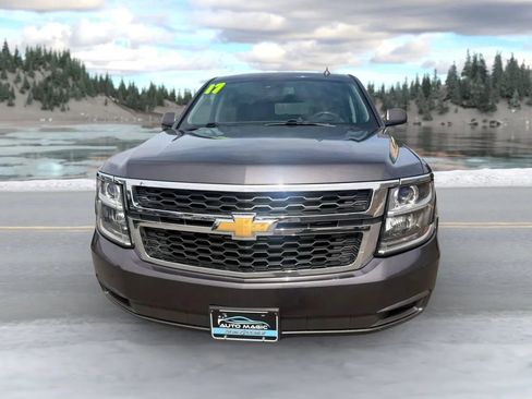 Used 2017 Chevrolet Suburban LT AWD/4WD image 8