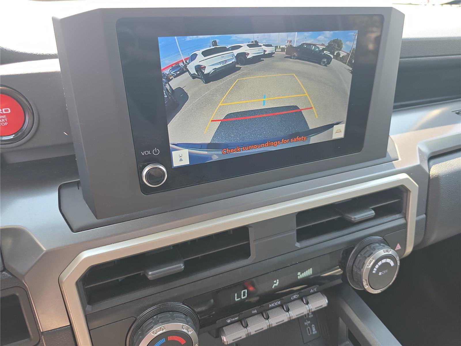 Used 2024 Toyota Tacoma TRD Off-Road AWD/4WD image 27