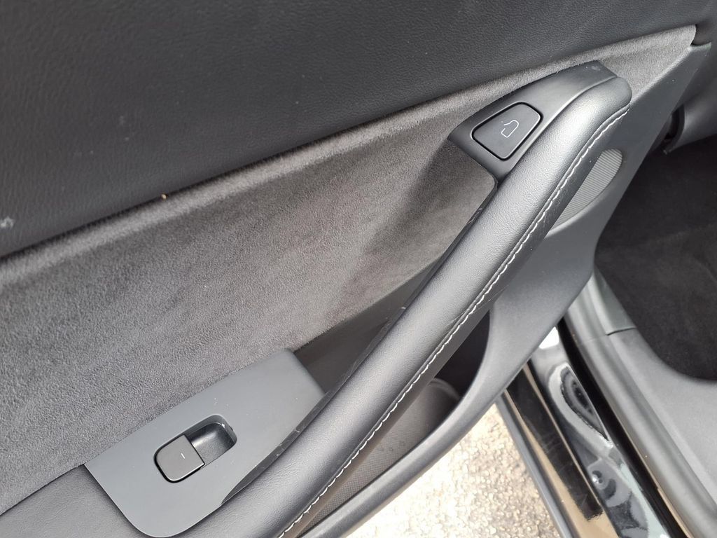 Used 2021 Tesla Model Y 2WD image 19