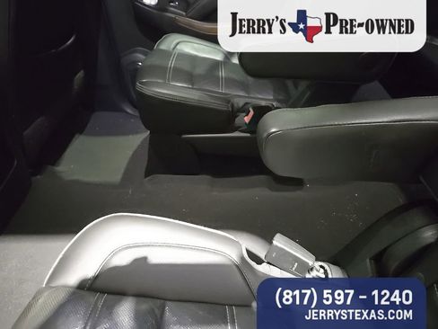 Used 2019 GMC Yukon XL Denali image 10