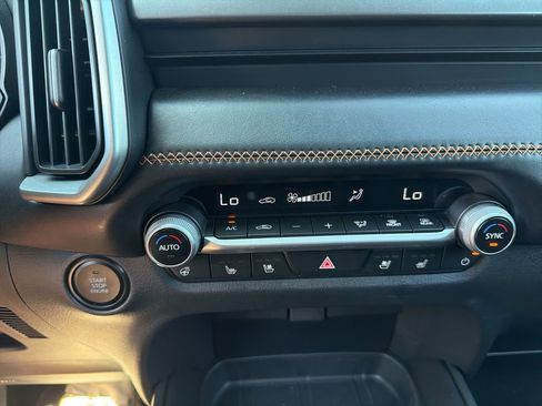 Used 2025 MAZDA CX-50 AWD 2.5 Turbo w/ Premium Pkg image 14