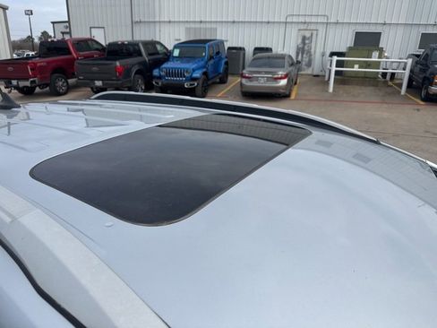 Used 2021 Ford EcoSport Titanium image 7