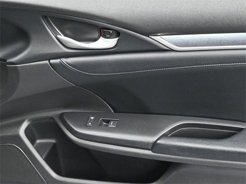 Used 2018 Honda Civic EX-L image 27