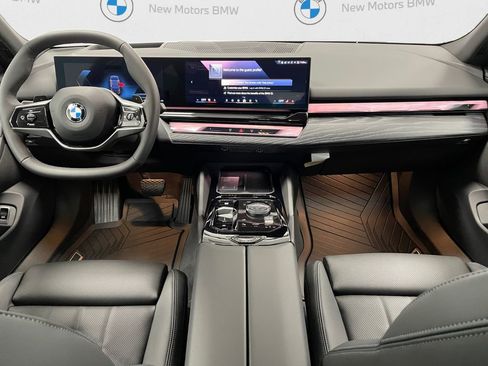 New 2026 BMW 540i xDrive image 8