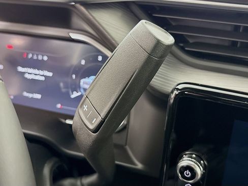 New 2026 GMC Sierra 3500 Denali Ultimate AWD/4WD image 17