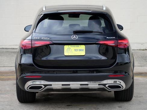 Used 2025 Mercedes-Benz GLC 350e 4MATIC image 55