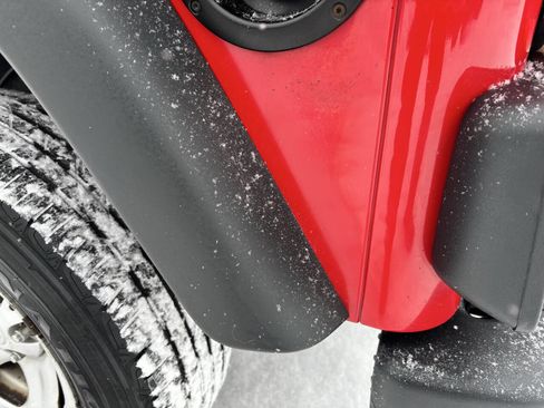 Used 2005 Jeep Wrangler X image 21