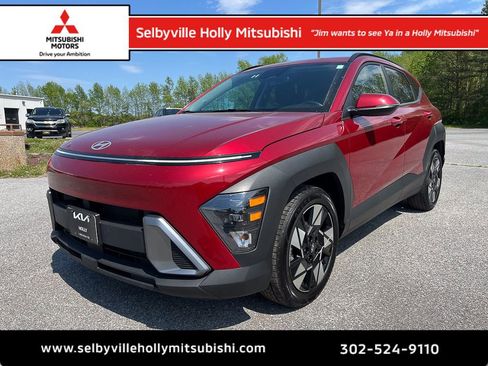 Used 2024 Hyundai Kona SEL FWD image 1