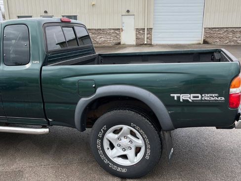 Used 2002 Toyota Tacoma 4x4 Xtracab V6 image 11