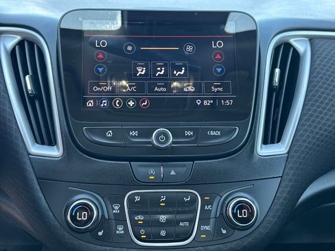 Used 2023 Chevrolet Malibu LT FWD image 10