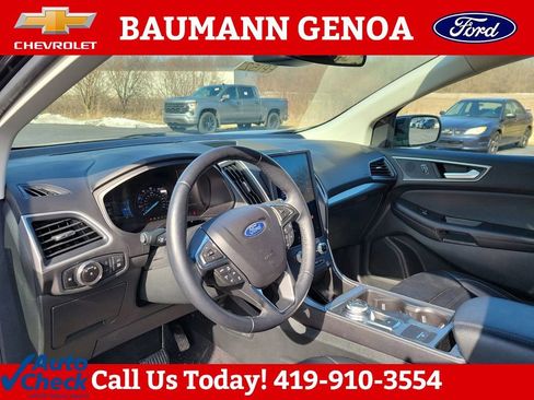 Used 2023 Ford Edge SEL w/ Convenience Package image 6
