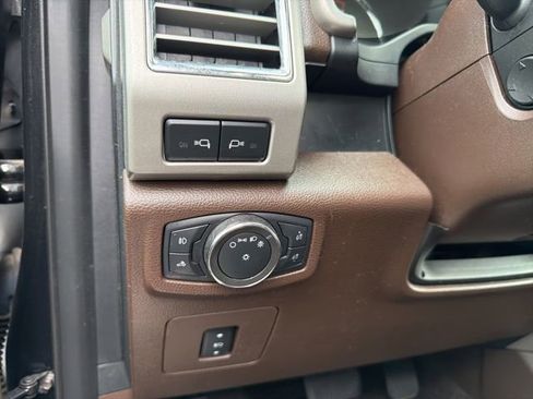 Used 2015 Ford F150 King Ranch w/ Equipment Group 601A Luxury AWD/4WD image 7