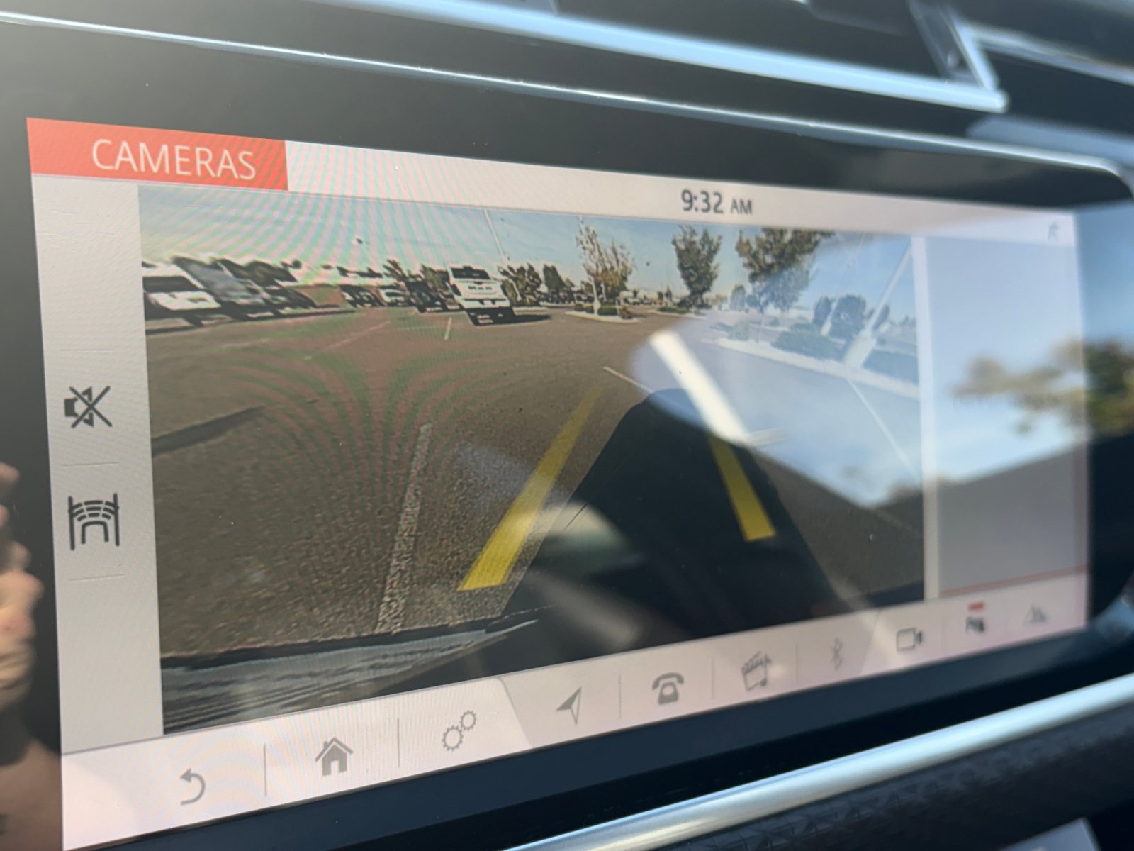 Used 2020 Land Rover Range Rover Velar R-Dynamic S AWD/4WD image 24
