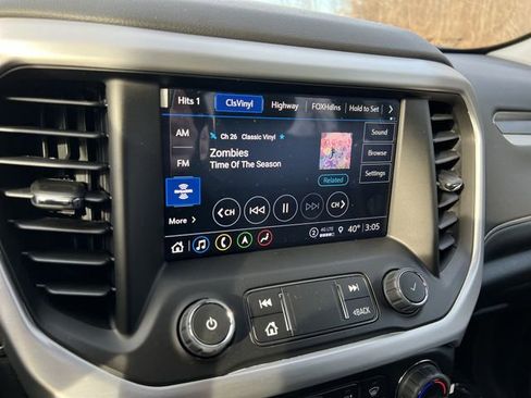 Certified 2023 GMC Acadia SLT w/ Elevation Edition image 11