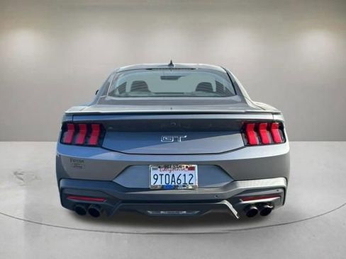 Used 2025 Ford Mustang GT Premium RWD image 3