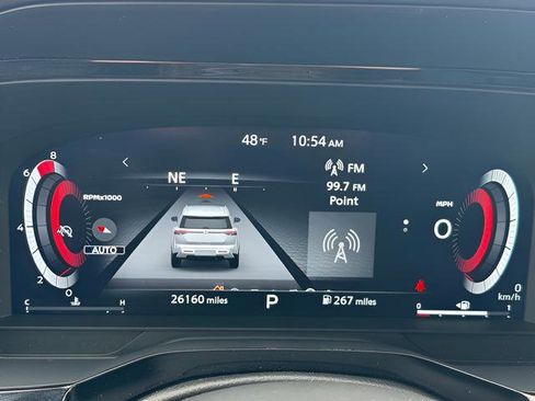 Used 2024 Nissan Pathfinder Platinum w/ Cargo Package image 33