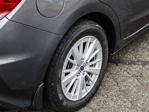 Used 2018 Subaru Impreza 2.0i Premium image 39