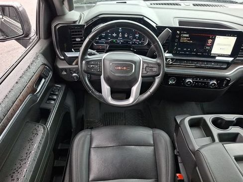 Used 2024 GMC Sierra 1500 SLT AWD/4WD image 2