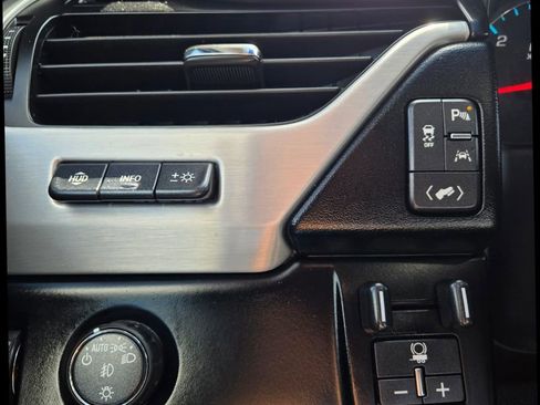 Used 2019 GMC Yukon SLT w/ Graphite Performance Edition image 30