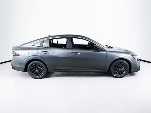 New 2026 Nissan Sentra SV image 4